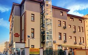 Hotel Amphitryon