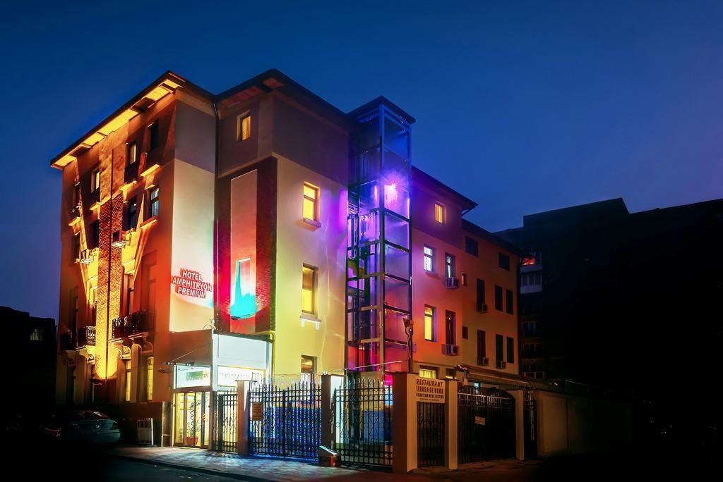 Hotel Amphitryon Bucarest Esterno foto
