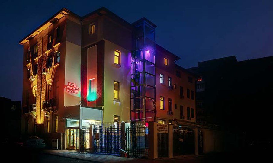 Hotel Amphitryon Bucarest Esterno foto